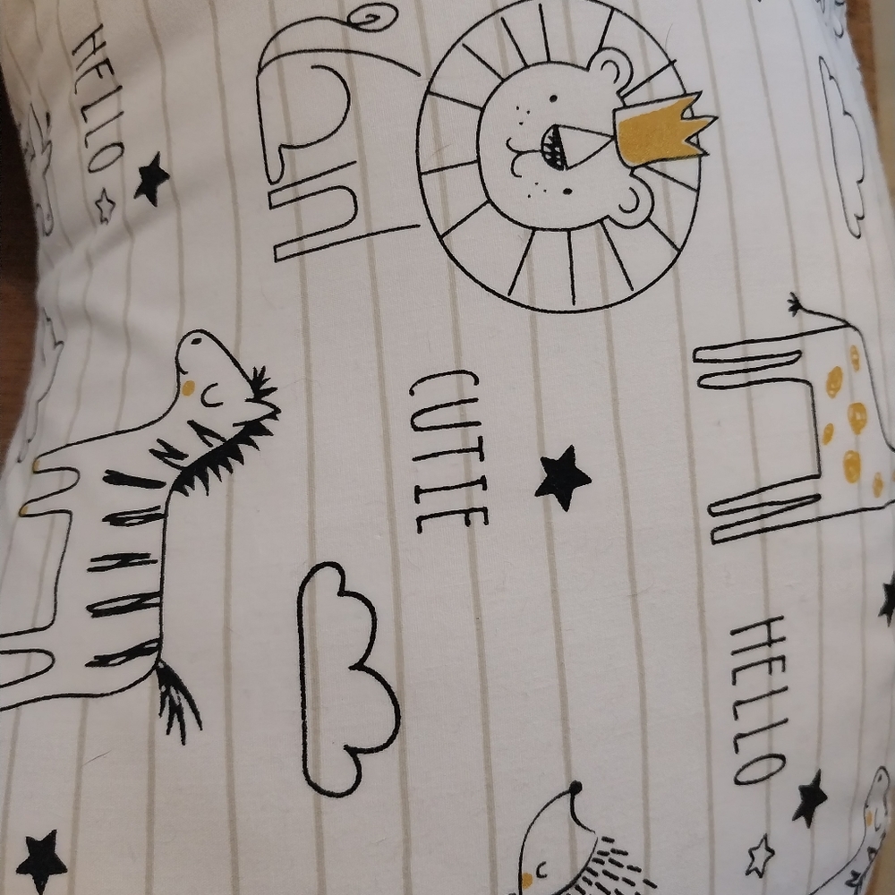 Round lab baby pillow - Picture 2 of 2